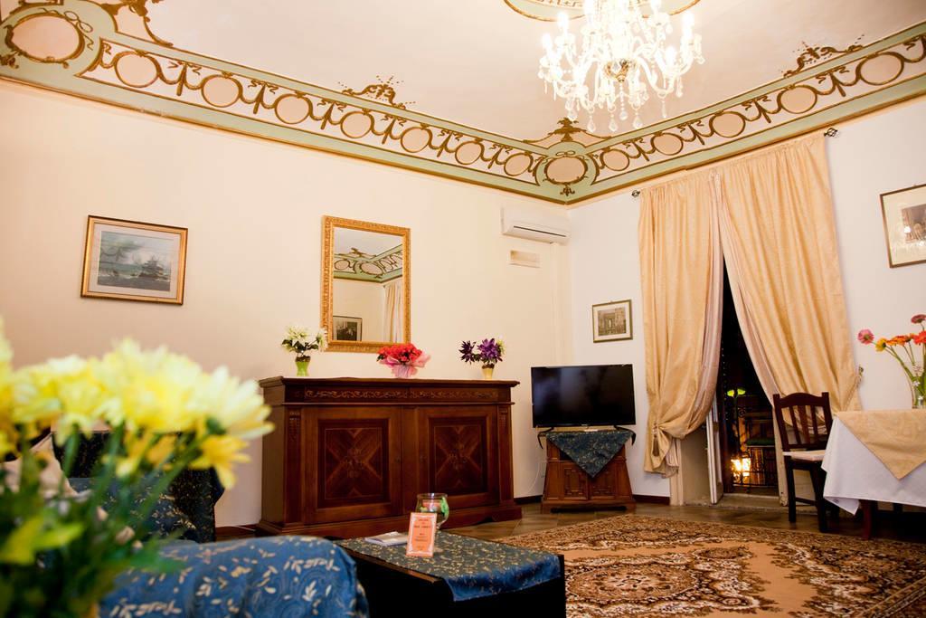 B&B Locami Piazzetta Messinese Palermo Kültér fotó